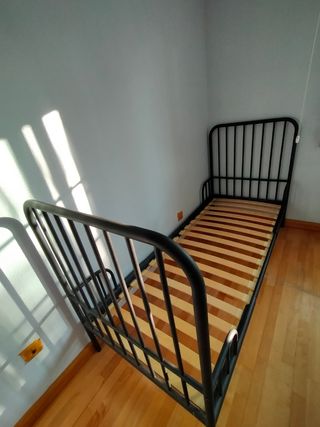 CAMA EXTENSIBLE IKEA PARA PEQUEÑOS Y MAYORES