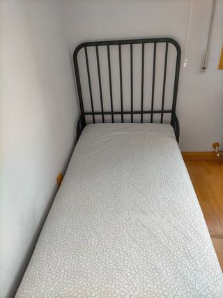 CAMA EXTENSIBLE IKEA PARA PEQUEÑOS Y MAYORES