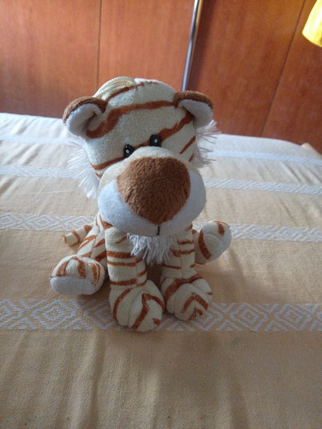 Peluche tigrotto 