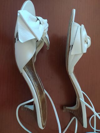 zapato abierto blanco