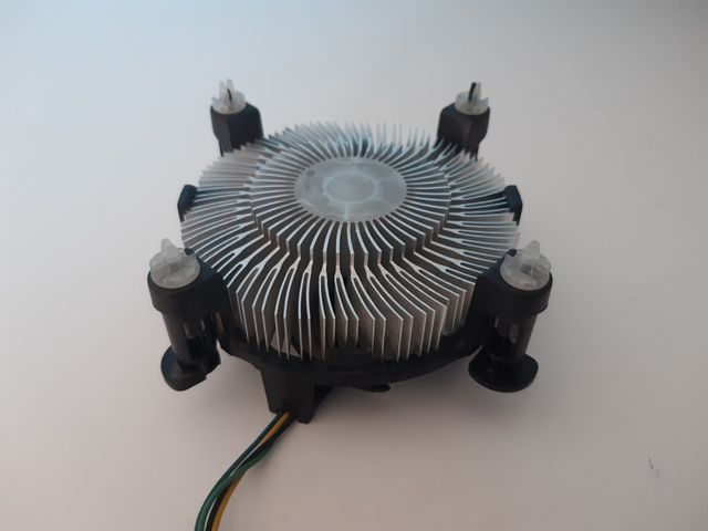 Procesador Intel + Disipador 