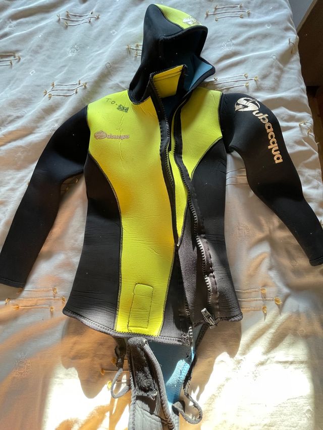 Traje de neopreno dos piezas