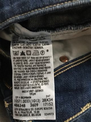 Pantalón vaquero Levi's W28L34 571 slim fit