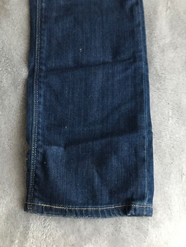 Pantalón vaquero Levi's W28L34 571 slim fit 