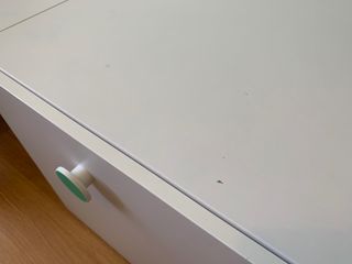 Escritorio y arcón infantil