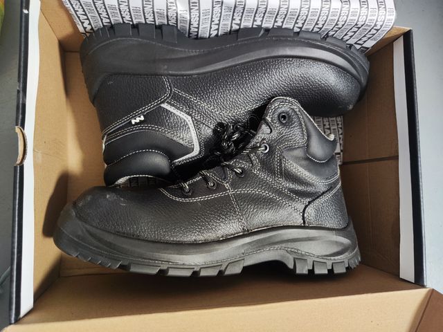 botas de seguridad  a estrenar