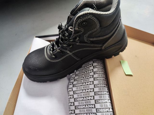 botas de seguridad  a estrenar