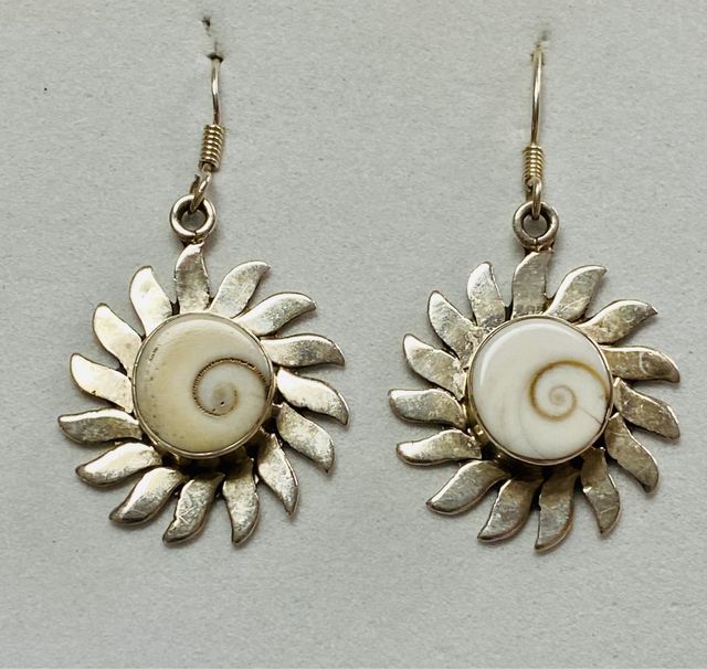 Pendientes concha de amonites y plata de ley 925