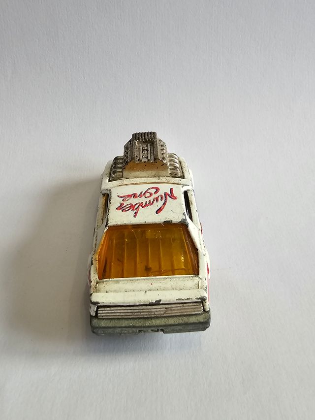 Coche miniatura coleccionismo