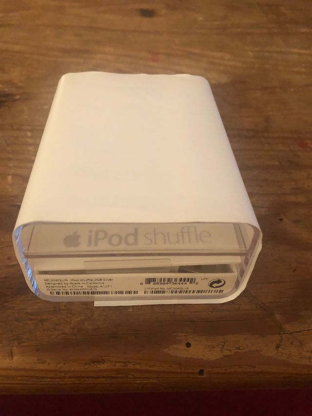 ipod shuffle 2GB