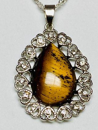 Colgante ojo de tigre y cadena en acero inoxidable