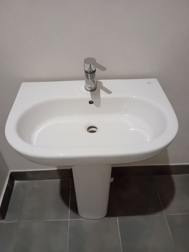 Lavabo Roca 65 cm