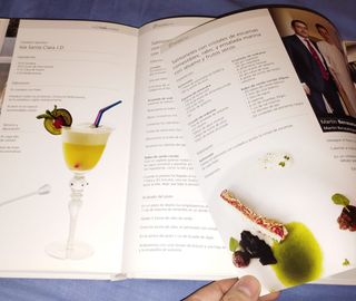 Libro Mezclados, el arte de la coctelería