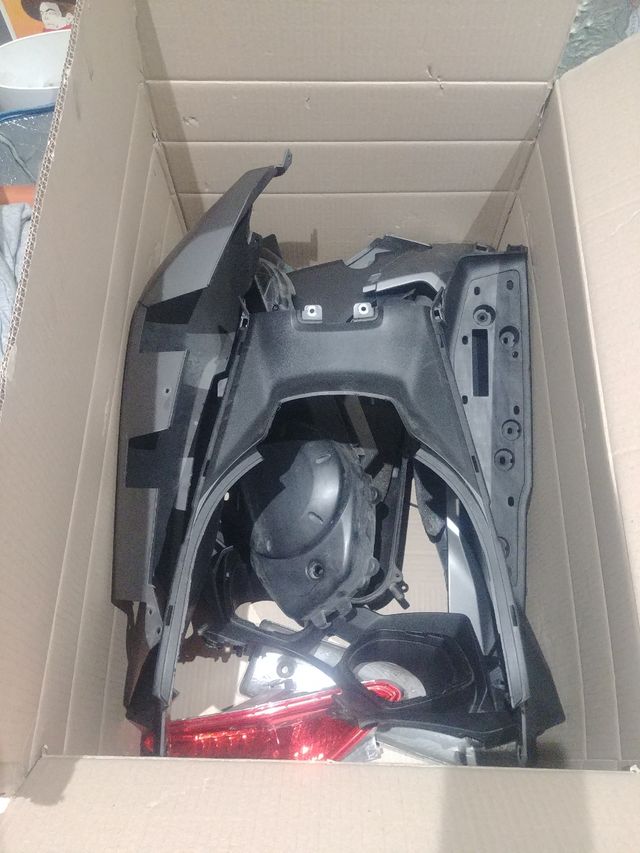 Despiece tapas X-max 125 / 250