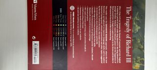 Pack ed. Black cat.   2 libros en ingles