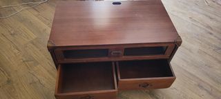 Mesa auxiliar televisión