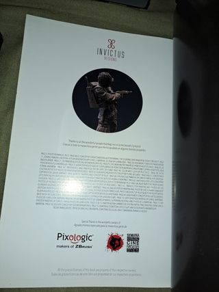 DIFICIL REVISTA INVICTUS DESIGNS VICTOR MARIN