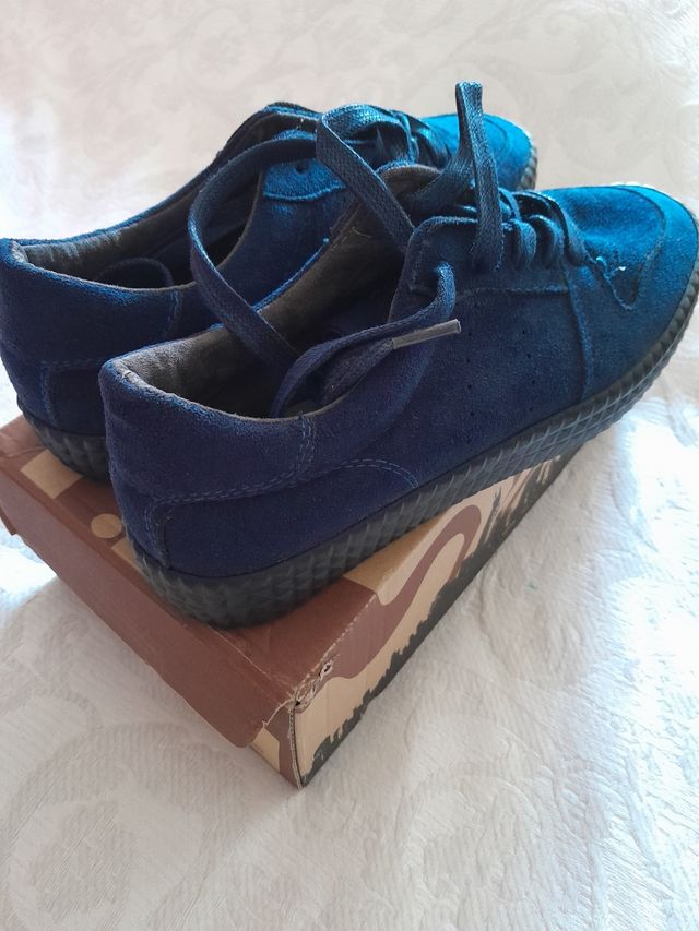 Zapatillas azules