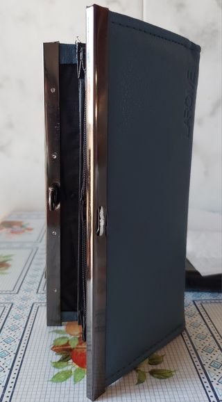 Billetera femenina material sintético