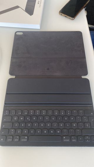 Smart Keyboard Folio: