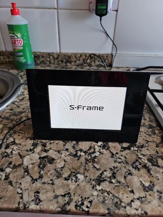 Sony S- frame dpf - e 72n