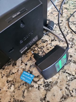 Sony S- frame dpf - e 72n