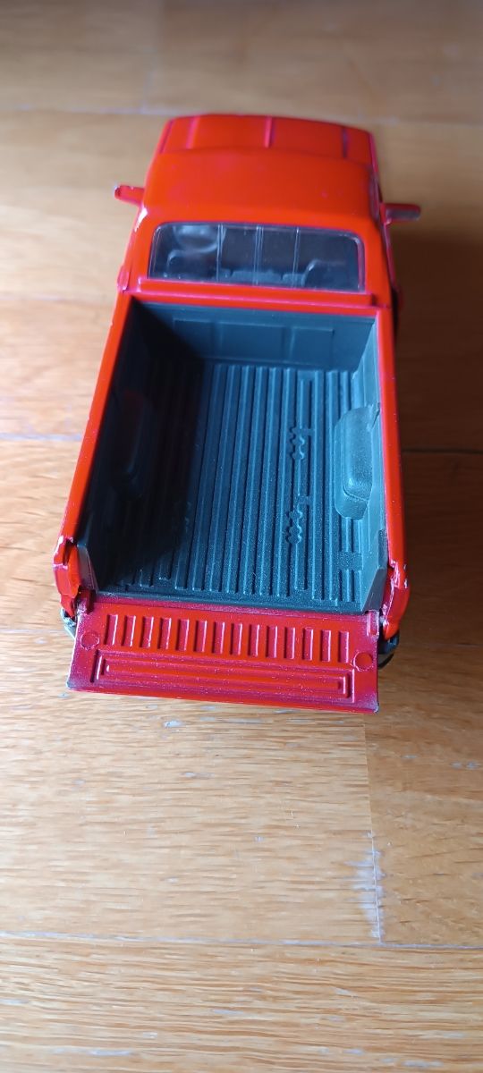 Maqueta Ford F-150 escala 1/25