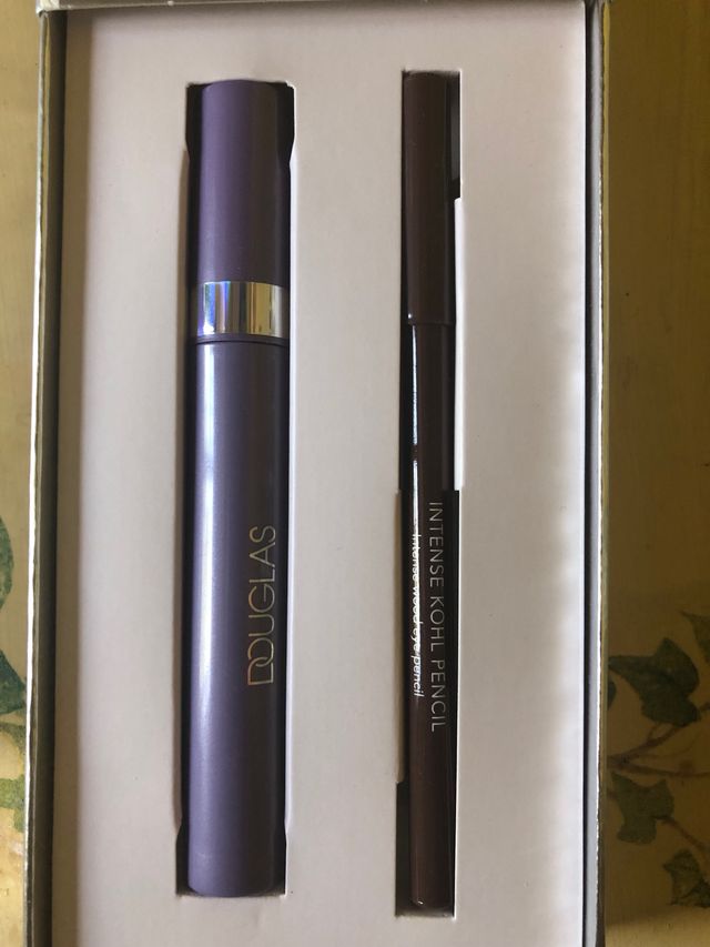 Set mascara nero e matita marrone Douglas nuovo