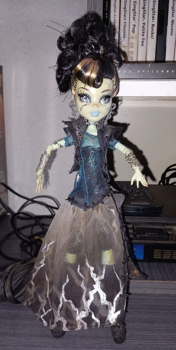 muñecas monster high