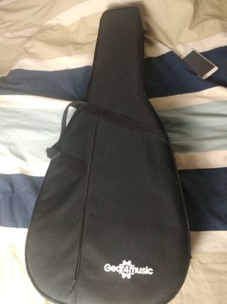 estuche funda  guitarra acústica