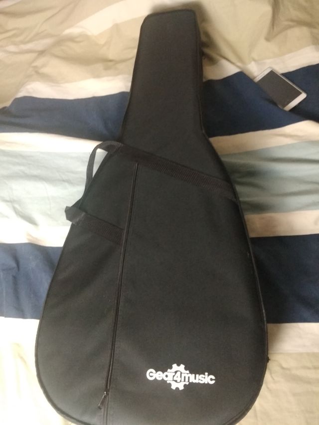 estuche funda ideal viajes guitarra acústica