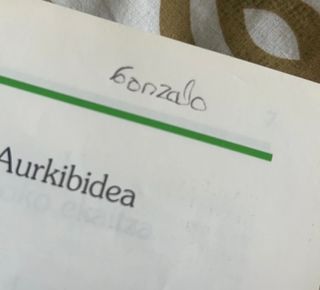 libro “erregina bahitua”