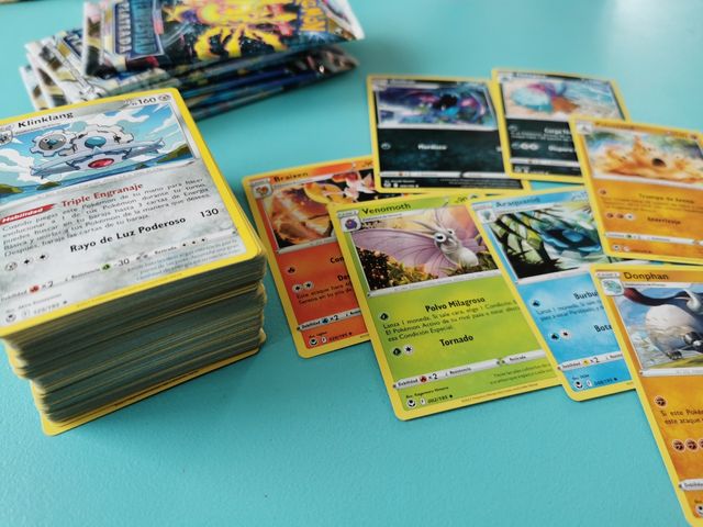 Pack mas de 140 cartas pokemon nuevas