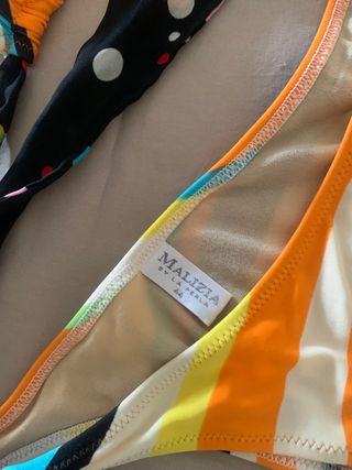 BIKINI Y PAREO DE FIRMA