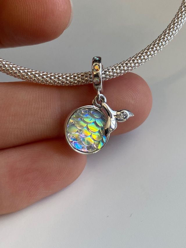 Charm cola ballena brillante plata S925