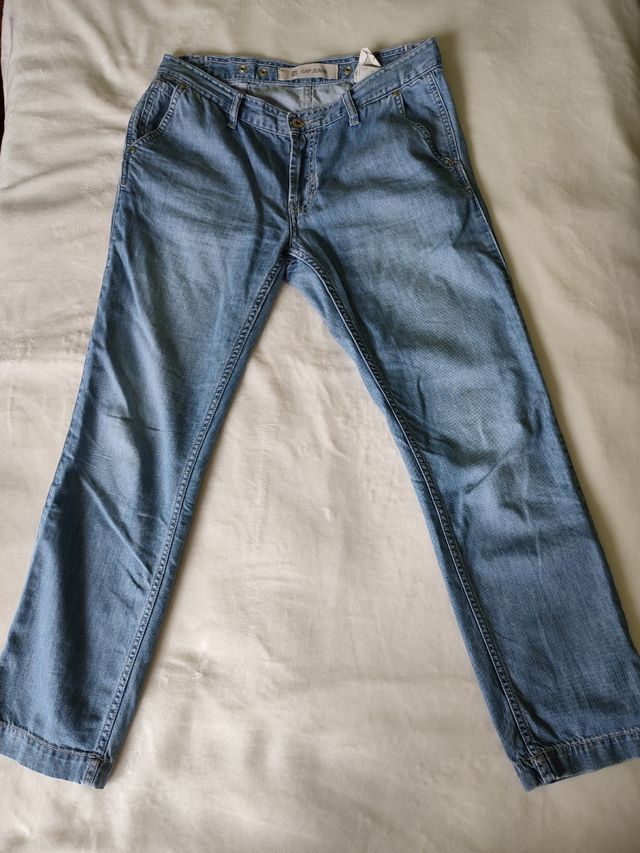 Vaqueros claros de GAP