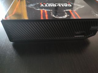 Xbox One 500GB con Vinilo BO3 + Mando Xbox + HDMI