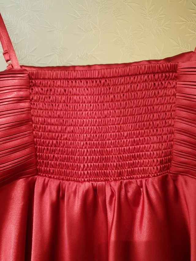 Abito Satin con Spalline Sottili Rosso