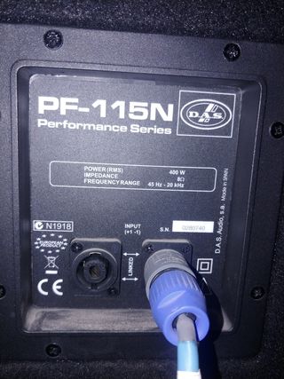 Equipo de sonido altavoces