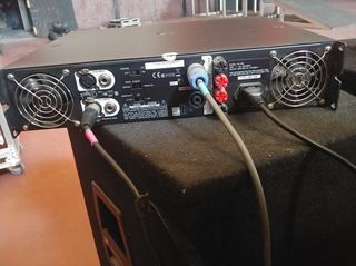 Equipo de sonido altavoces