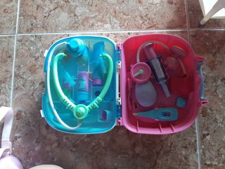 Muñeca Nenuco medico y maletin doctor