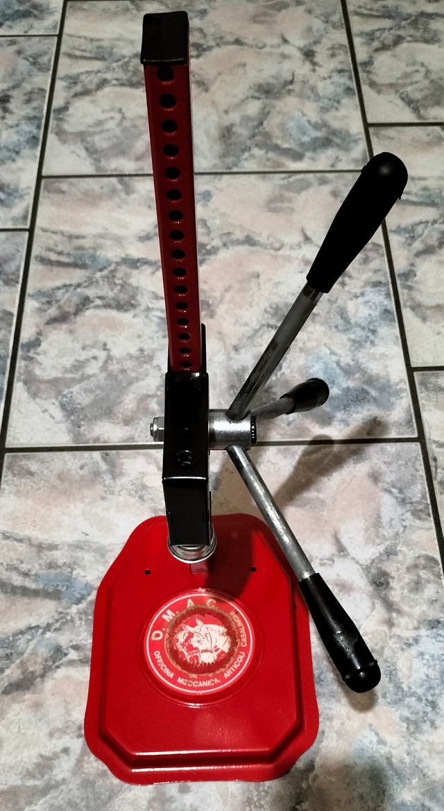 Omac Tappatrice A Colonna A Cremagliera