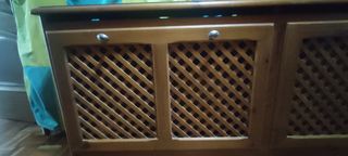Mueble. Cubre radiador.