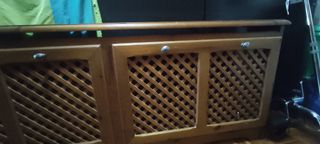 Mueble. Cubre radiador.