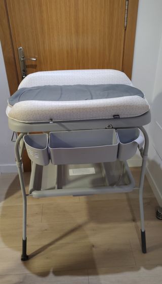 Bañera cambiador chicco.
