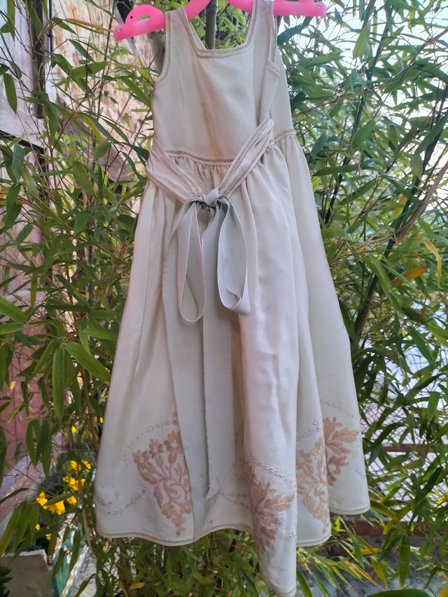 Vestido de bebé seda bordada años 20