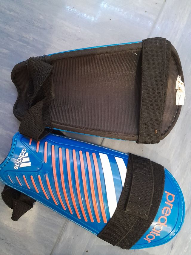 espinilleras adidas predator