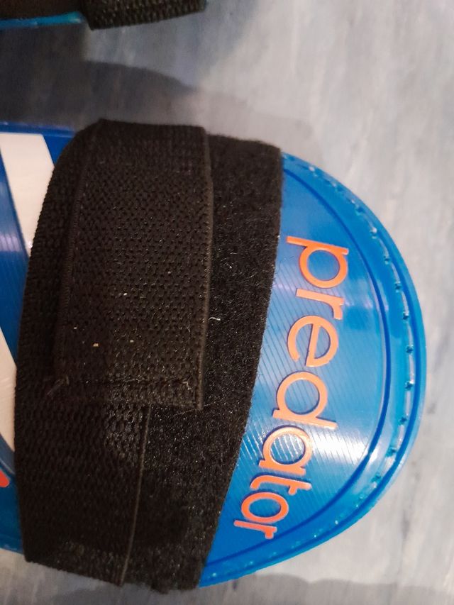 espinilleras adidas predator