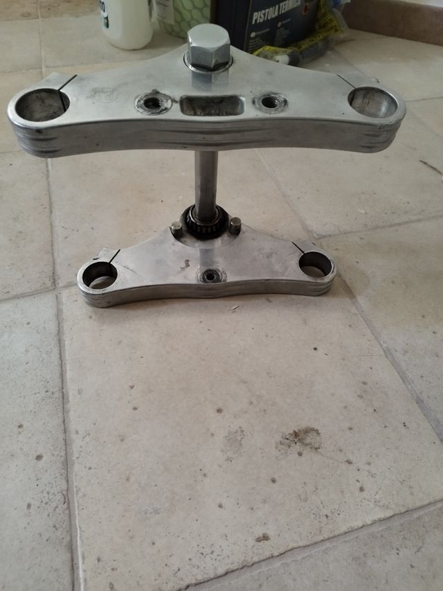 Piastre marca PJ per forcella Harley Davidson