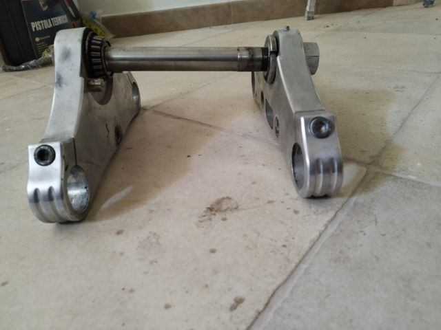 Piastre marca PJ per forcella Harley Davidson